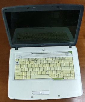 LAPTOP-ACER-ASPIRE-5715Z-2