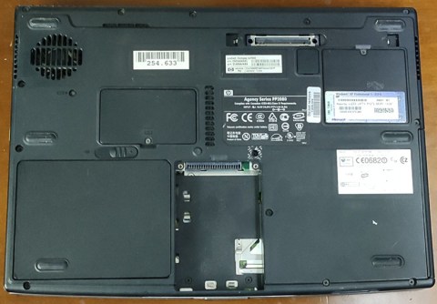 LAPTOP-HP-COMPAQ-NX7000-3
