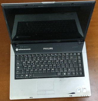 LAPTOP-PHILIPS-X58-2