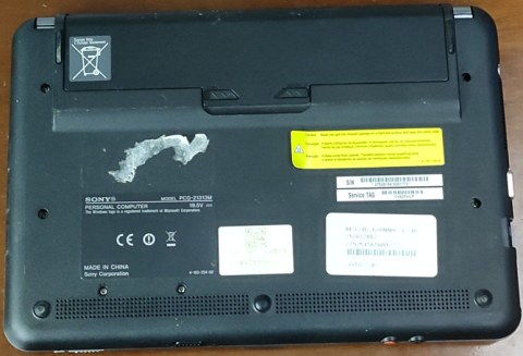 NETBOOK-SONY-VAIO-PCG-21313M-3