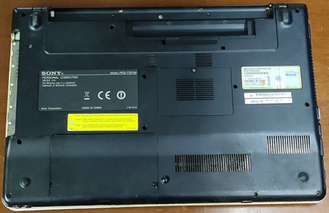 LAPTOP-SONY-VAIO-PCG-71211M-3