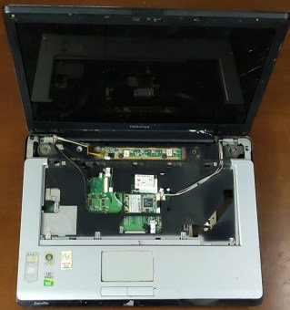 LAPTOP-TOSHIBA-A210-183-2