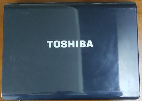 LAPTOP-TOSHIBA-SATELLITE-A200-1AE