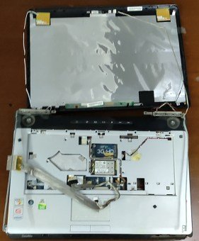 LAPTOP-TOSHIBA-SATELLITE-A210-127-2