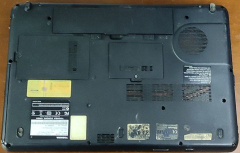LAPTOP-TOSHIBA-SATELLITE-l505-111-3